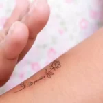 Can I slap my tattoo if it itches