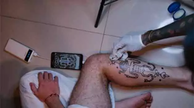 Reason for using vaseline when tattooing