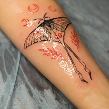 Shiny tattoo, dryness, and more peeling