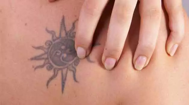 Tattoo burning after using aloe Vera