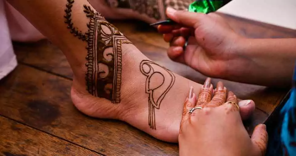 How to pick henna tattoo kits