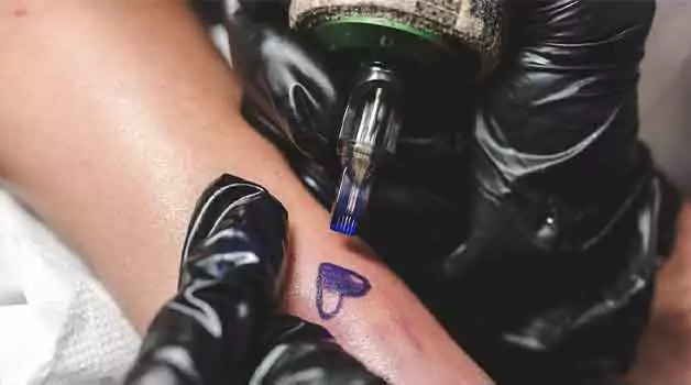 How to use tattoo needle cartridges