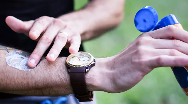 6 Things to do when at the beach with a new tattoo