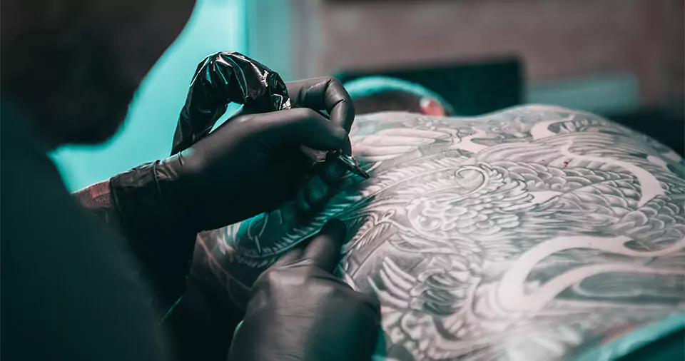 What-is-a-tapout-tattoo-session