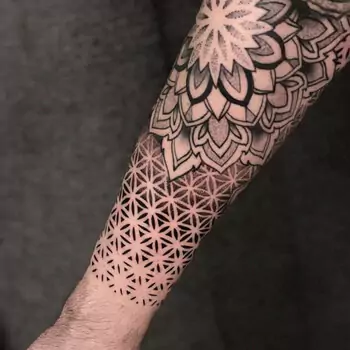 Blackwork dotwork