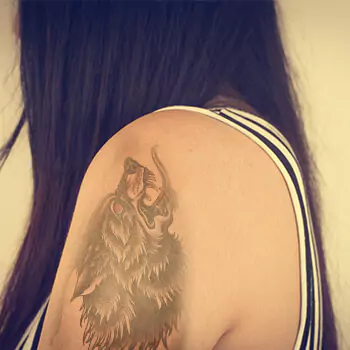 Neo-traditional-fenrir-wolf-tattoo