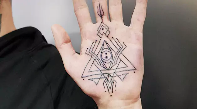 Palm tattoos: Bad idea or not