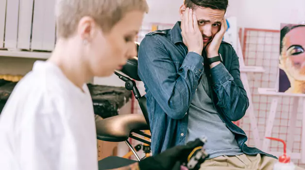 Potential risks and precautions for palm tattoos