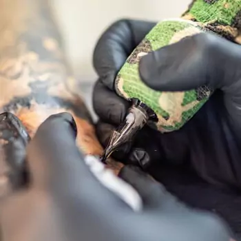Tattoo artists technique