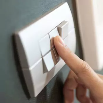 Turn on the power supply and adjust the voltage