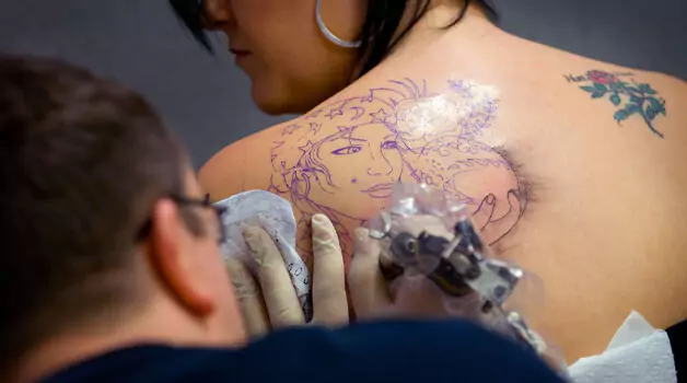 10 factors to consider before getting a tattoo on the back shoulder