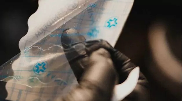 6 Reasons not to put saniderm on a week old tattoo