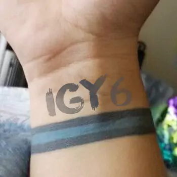 Badge with igy6 tattoo