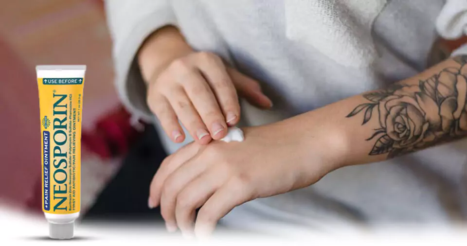 Can you put neosporin on a tattoo?