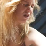 How bad does finger tattoos hurt