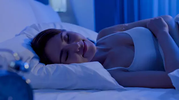 Sleeping on a new tattoo with saniderm possible or not