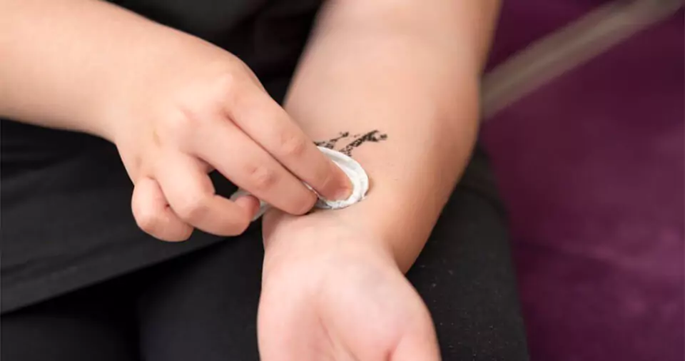 Tattoo aftercare for sensitive skin