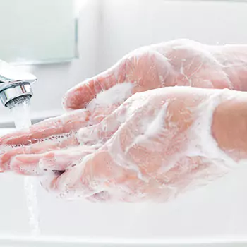 Wash your hand before applying aquaphor
