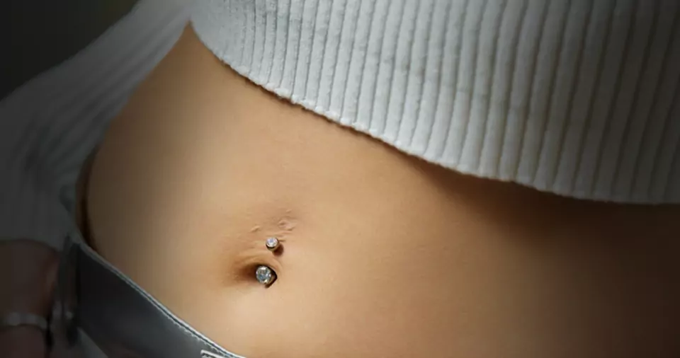 Will-my-belly-piercing-close-up-overnight-64e579e731d7d
