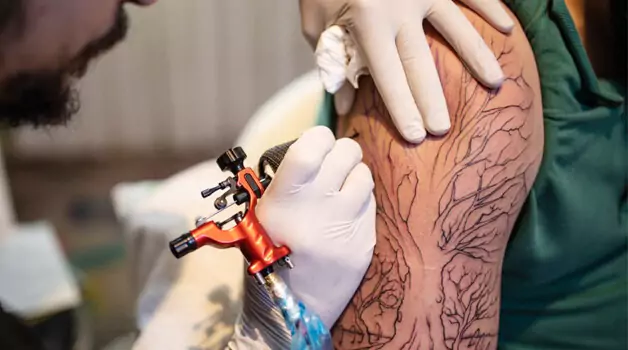 Reasons why you may get white bumps in tattoo