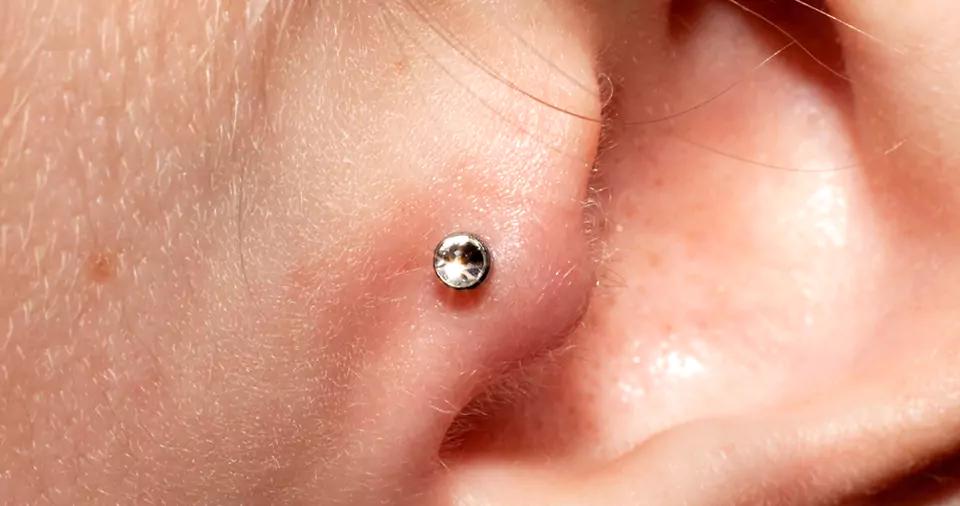 What gauge is a tragus piercing